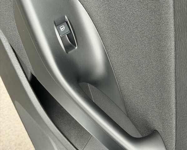 Сірий Фольксваген Пассат, об'ємом двигуна 1.6 л та пробігом 217 тис. км за 8999 $, фото 66 на Automoto.ua