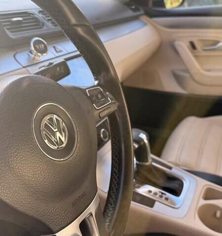 Серый Фольксваген Пассат, объемом двигателя 2 л и пробегом 212 тыс. км за 9500 $, фото 6 на Automoto.ua