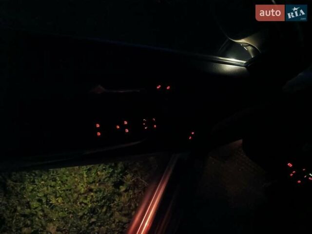 Серый Фольксваген Пассат, объемом двигателя 1.8 л и пробегом 231 тыс. км за 7000 $, фото 23 на Automoto.ua