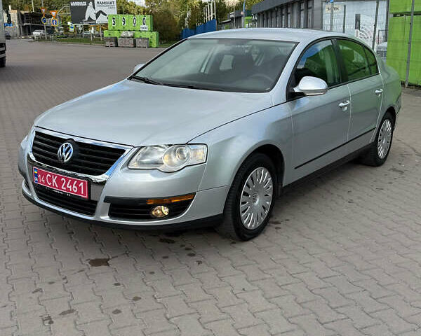 Фольксваген Пассат 2009 в Виннице на Automoto.ua Серый Фольксваген Пассат, объемом двигателя 1.6 л и пробегом 194 тыс. км за 8299 $, фото 120 на Automoto.ua