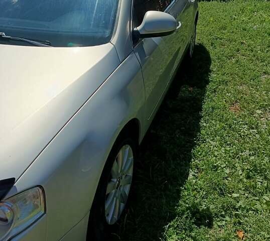 Серый Фольксваген Пассат, объемом двигателя 1.8 л и пробегом 231 тыс. км за 7000 $, фото 5 на Automoto.ua