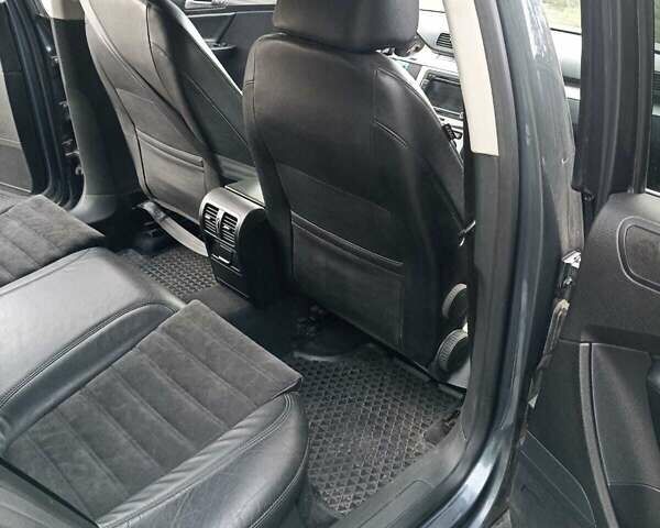 Серый Фольксваген Пассат, объемом двигателя 1.8 л и пробегом 147 тыс. км за 9800 $, фото 8 на Automoto.ua