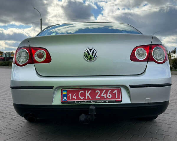 Фольксваген Пассат 2009 в Виннице на Automoto.ua Серый Фольксваген Пассат, объемом двигателя 1.6 л и пробегом 194 тыс. км за 7999 $, фото 48 на Automoto.ua