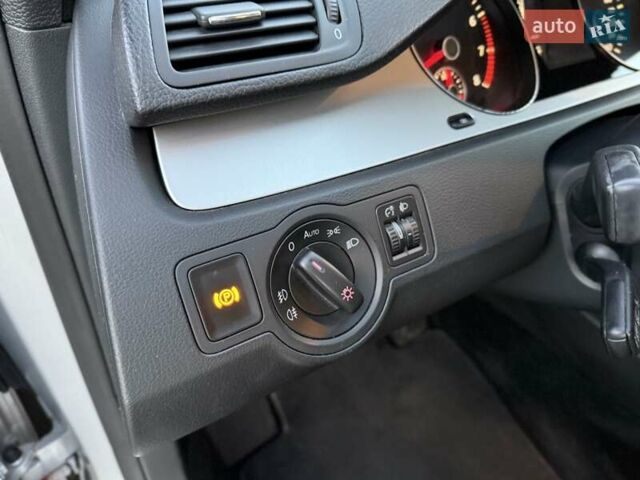 Сірий Фольксваген Пассат, об'ємом двигуна 1.4 л та пробігом 247 тис. км за 6499 $, фото 46 на Automoto.ua