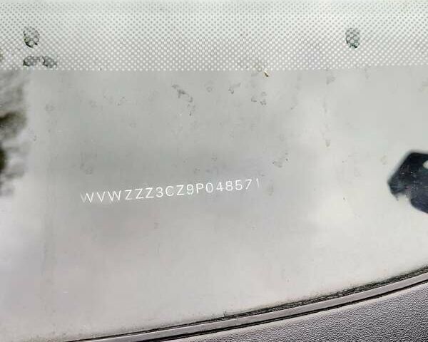 Серый Фольксваген Пассат, объемом двигателя 1.8 л и пробегом 354 тыс. км за 5900 $, фото 8 на Automoto.ua