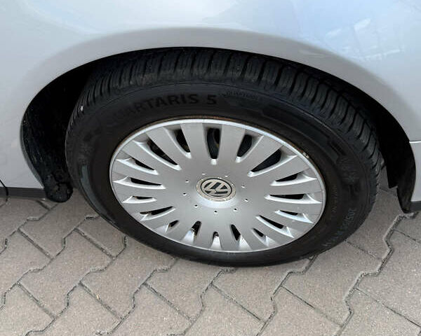 Фольксваген Пассат 2009 в Виннице на Automoto.ua Серый Фольксваген Пассат, объемом двигателя 1.6 л и пробегом 194 тыс. км за 7999 $, фото 100 на Automoto.ua