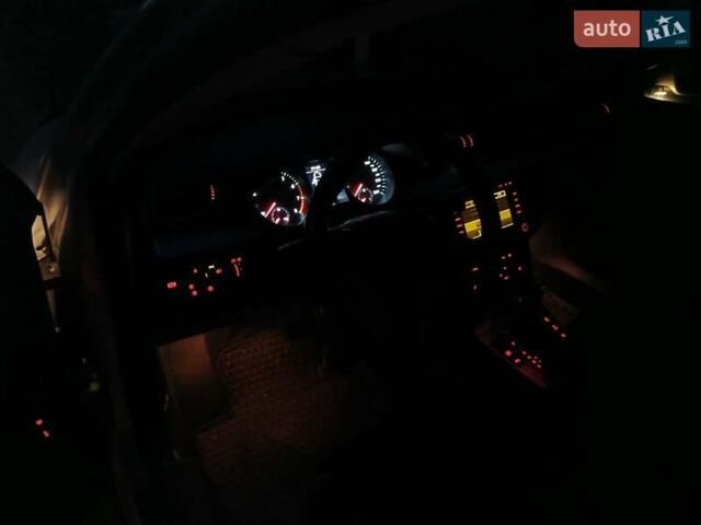 Серый Фольксваген Пассат, объемом двигателя 1.8 л и пробегом 231 тыс. км за 7000 $, фото 24 на Automoto.ua