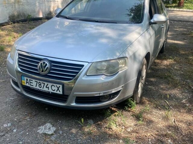 Серый Фольксваген Пассат, объемом двигателя 1.8 л и пробегом 360 тыс. км за 6000 $, фото 4 на Automoto.ua