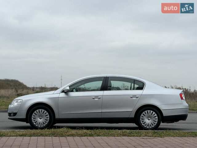 Сірий Фольксваген Пассат, об'ємом двигуна 1.6 л та пробігом 217 тис. км за 8999 $, фото 29 на Automoto.ua
