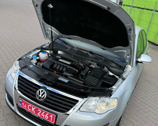 Фольксваген Пассат 2009 в Виннице на Automoto.ua Серый Фольксваген Пассат, объемом двигателя 1.6 л и пробегом 194 тыс. км за 7999 $, фото 53 на Automoto.ua