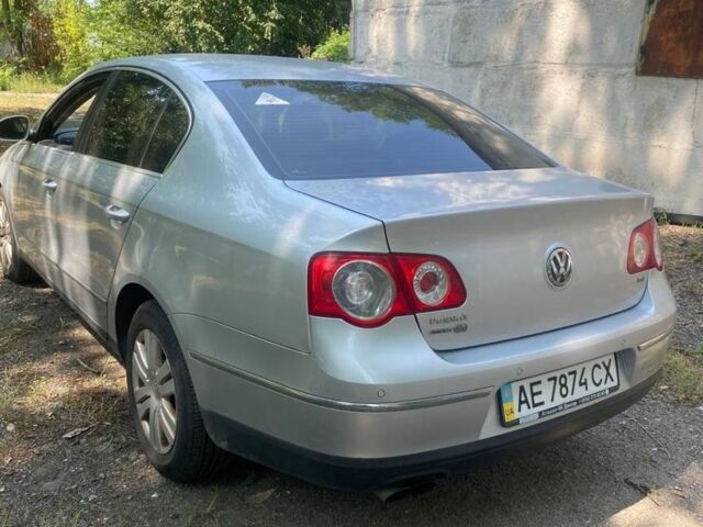 Серый Фольксваген Пассат, объемом двигателя 1.8 л и пробегом 360 тыс. км за 6000 $, фото 2 на Automoto.ua