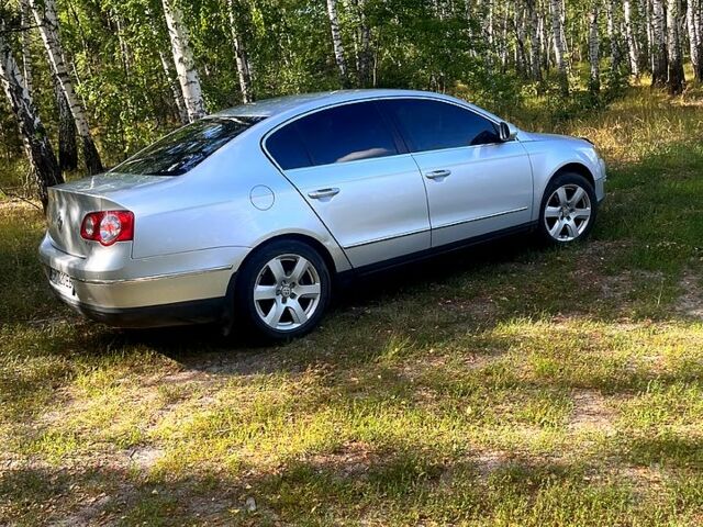 Серый Фольксваген Пассат, объемом двигателя 1.8 л и пробегом 289 тыс. км за 6500 $, фото 6 на Automoto.ua