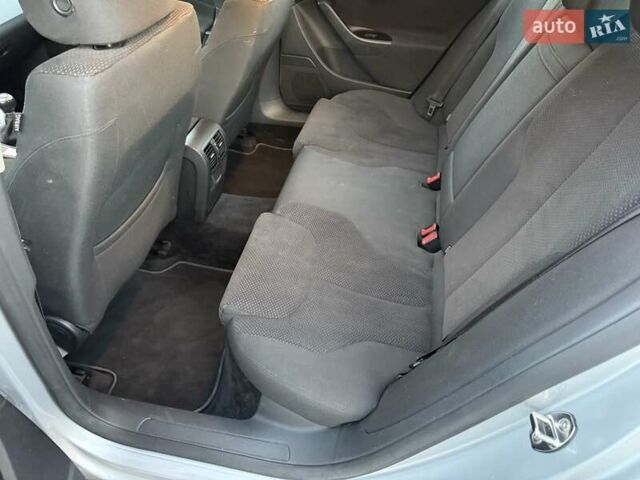 Сірий Фольксваген Пассат, об'ємом двигуна 1.4 л та пробігом 247 тис. км за 6499 $, фото 44 на Automoto.ua