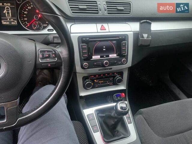 Серый Фольксваген Пассат, объемом двигателя 1.4 л и пробегом 191 тыс. км за 7500 $, фото 17 на Automoto.ua