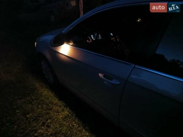 Серый Фольксваген Пассат, объемом двигателя 1.8 л и пробегом 231 тыс. км за 7000 $, фото 20 на Automoto.ua