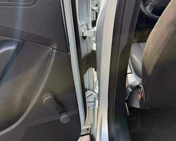 Фольксваген Пассат 2009 в Виннице на Automoto.ua Серый Фольксваген Пассат, объемом двигателя 1.6 л и пробегом 194 тыс. км за 7999 $, фото 41 на Automoto.ua