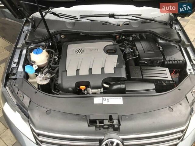 Сірий Фольксваген Пассат, об'ємом двигуна 1.6 л та пробігом 216 тис. км за 9650 $, фото 10 на Automoto.ua