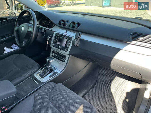 Серый Фольксваген Пассат, объемом двигателя 2 л и пробегом 310 тыс. км за 8000 $, фото 18 на Automoto.ua