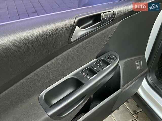 Серый Фольксваген Пассат, объемом двигателя 1.8 л и пробегом 163 тыс. км за 7650 $, фото 55 на Automoto.ua