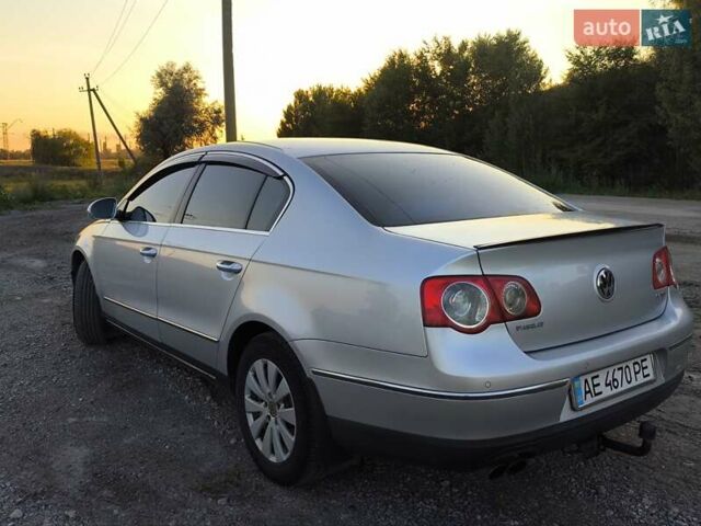 Серый Фольксваген Пассат, объемом двигателя 1.97 л и пробегом 288 тыс. км за 8800 $, фото 4 на Automoto.ua