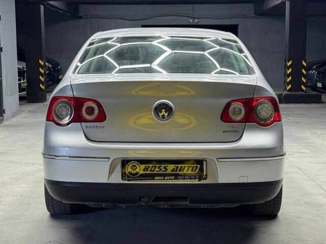 Фольксваген Пассат 2010 в Черновцах на Automoto.ua Серый Фольксваген Пассат, объемом двигателя 1.4 л и пробегом 195 тыс. км за 7600 $, фото 4 на Automoto.ua