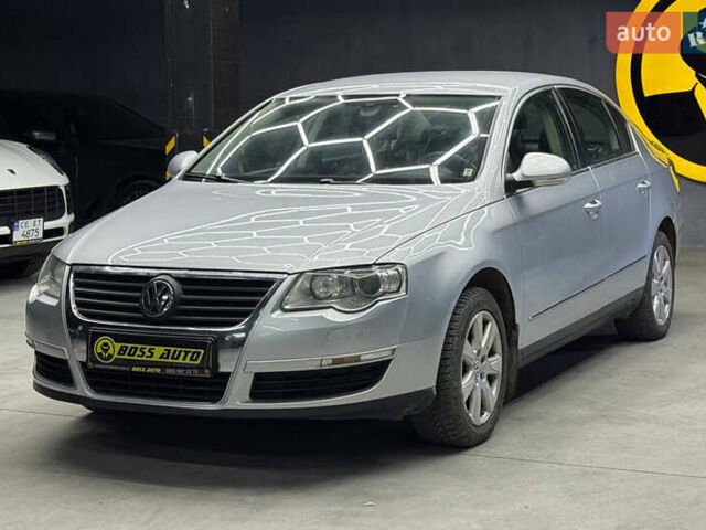 Фольксваген Пассат 2010 в Черновцах на Automoto.ua Серый Фольксваген Пассат, объемом двигателя 1.39 л и пробегом 195 тыс. км за 7600 $, фото 2 на Automoto.ua