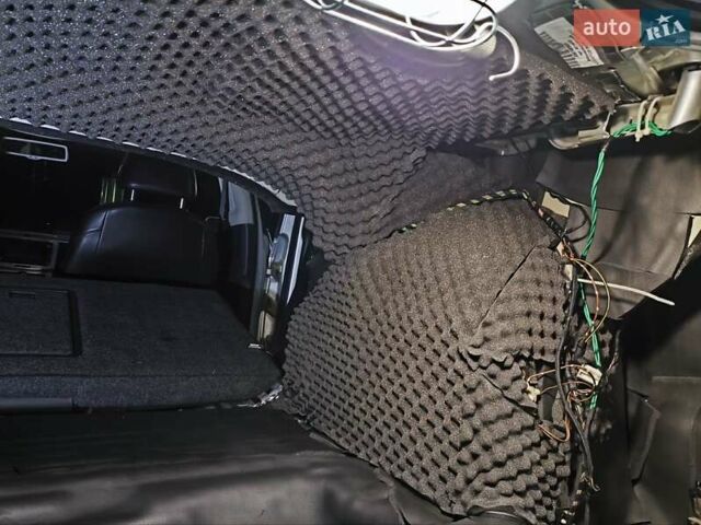 Серый Фольксваген Пассат, объемом двигателя 1.97 л и пробегом 288 тыс. км за 8800 $, фото 18 на Automoto.ua