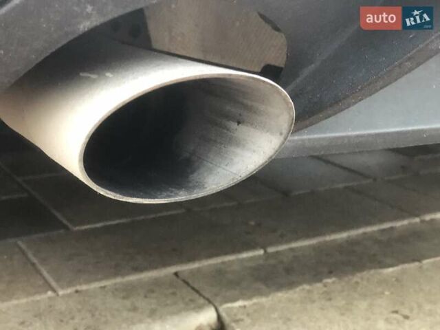 Сірий Фольксваген Пассат, об'ємом двигуна 1.6 л та пробігом 216 тис. км за 9650 $, фото 5 на Automoto.ua