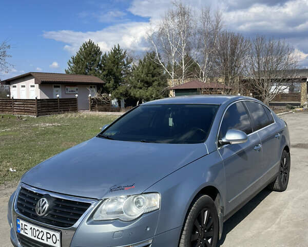 Серый Фольксваген Пассат, объемом двигателя 1.8 л и пробегом 224 тыс. км за 7600 $, фото 4 на Automoto.ua