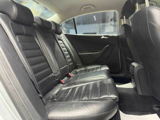 Фольксваген Пассат 2010 в Черновцах на Automoto.ua Серый Фольксваген Пассат, объемом двигателя 1.4 л и пробегом 195 тыс. км за 7600 $, фото 16 на Automoto.ua