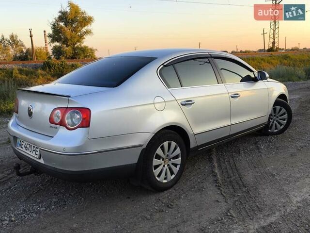 Серый Фольксваген Пассат, объемом двигателя 1.97 л и пробегом 288 тыс. км за 8800 $, фото 1 на Automoto.ua