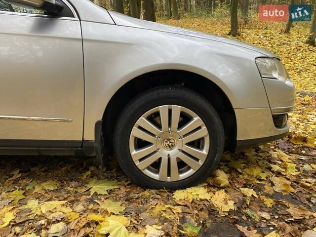 Сірий Фольксваген Пассат, об'ємом двигуна 1.8 л та пробігом 326 тис. км за 6700 $, фото 5 на Automoto.ua
