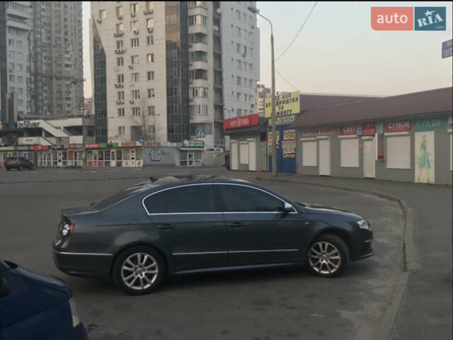 Серый Фольксваген Пассат, объемом двигателя 1.8 л и пробегом 171 тыс. км за 8700 $, фото 6 на Automoto.ua