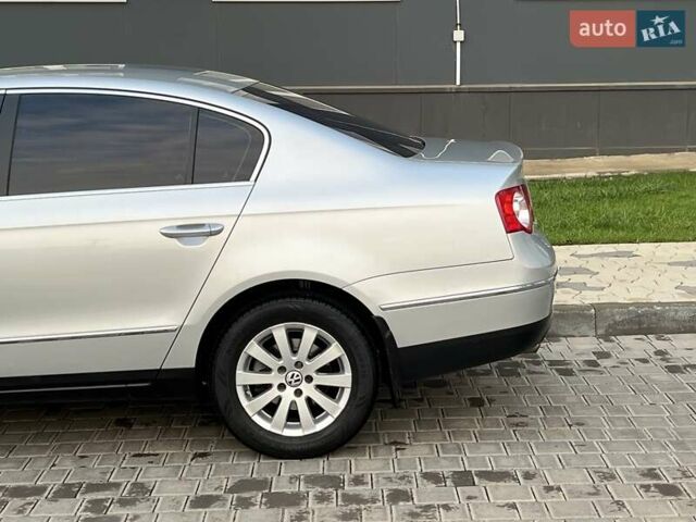 Серый Фольксваген Пассат, объемом двигателя 1.8 л и пробегом 163 тыс. км за 7650 $, фото 7 на Automoto.ua