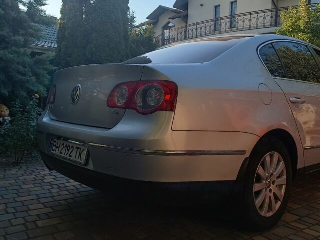 Серый Фольксваген Пассат, объемом двигателя 1.8 л и пробегом 189 тыс. км за 6800 $, фото 5 на Automoto.ua