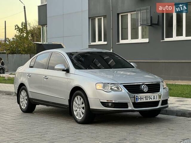 Серый Фольксваген Пассат, объемом двигателя 1.8 л и пробегом 163 тыс. км за 7650 $, фото 14 на Automoto.ua