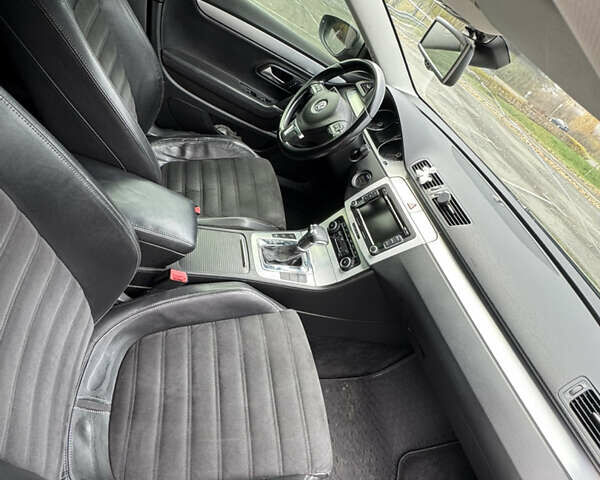 Серый Фольксваген Пассат, объемом двигателя 1.97 л и пробегом 254 тыс. км за 9300 $, фото 14 на Automoto.ua