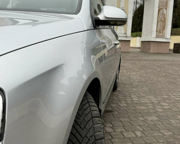 Серый Фольксваген Пассат, объемом двигателя 1.8 л и пробегом 277 тыс. км за 5000 $, фото 20 на Automoto.ua