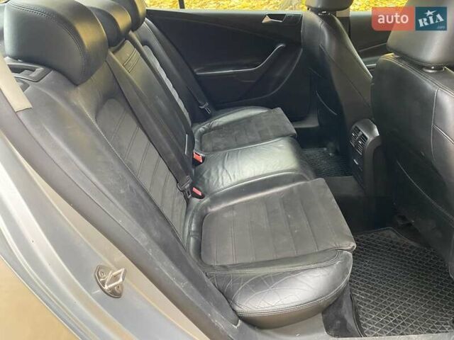 Сірий Фольксваген Пассат, об'ємом двигуна 1.8 л та пробігом 326 тис. км за 6700 $, фото 21 на Automoto.ua