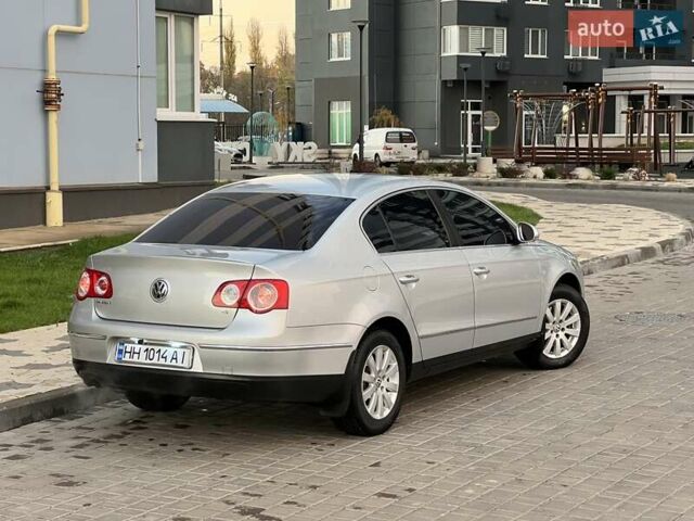 Серый Фольксваген Пассат, объемом двигателя 1.8 л и пробегом 163 тыс. км за 7650 $, фото 44 на Automoto.ua
