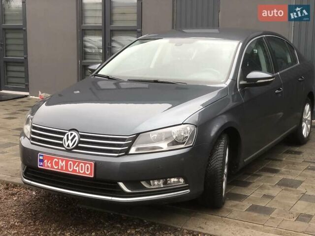 Сірий Фольксваген Пассат, об'ємом двигуна 1.6 л та пробігом 216 тис. км за 9650 $, фото 3 на Automoto.ua