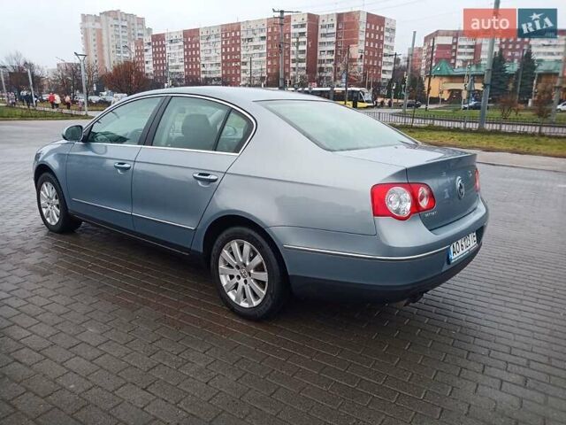 Серый Фольксваген Пассат, объемом двигателя 1.8 л и пробегом 96 тыс. км за 9000 $, фото 6 на Automoto.ua