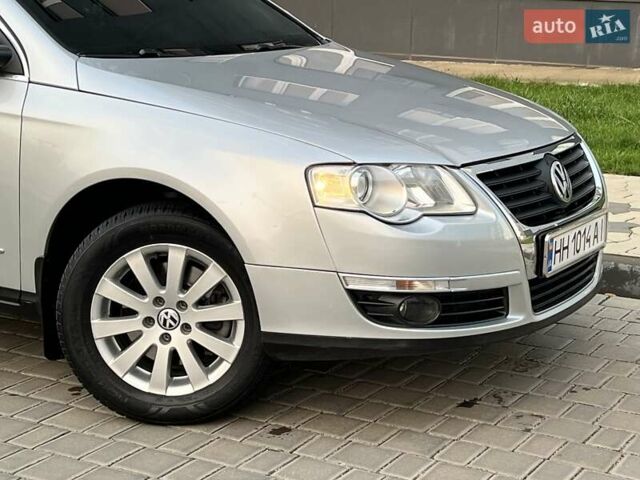 Серый Фольксваген Пассат, объемом двигателя 1.8 л и пробегом 163 тыс. км за 7650 $, фото 8 на Automoto.ua