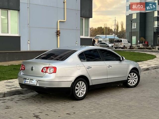 Серый Фольксваген Пассат, объемом двигателя 1.8 л и пробегом 163 тыс. км за 7650 $, фото 45 на Automoto.ua
