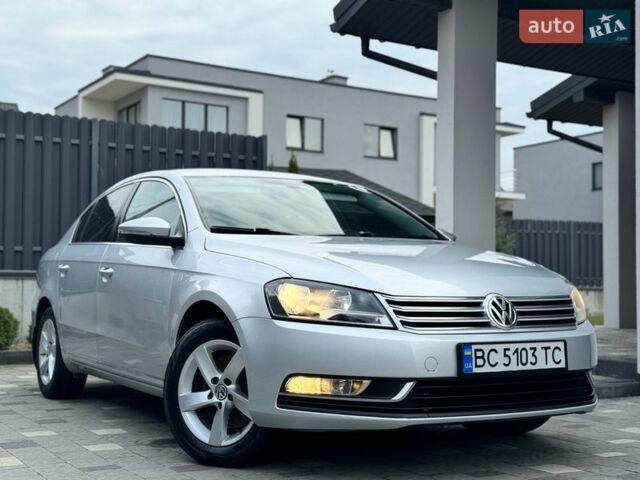 Сірий Фольксваген Пассат, об'ємом двигуна 2 л та пробігом 295 тис. км за 9990 $, фото 4 на Automoto.ua