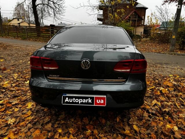 Серый Фольксваген Пассат, объемом двигателя 1.8 л и пробегом 174 тыс. км за 7990 $, фото 6 на Automoto.ua