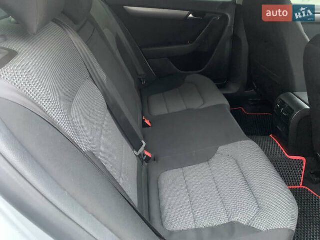 Фольксваген Пассат 2011 в Монастыриске на Automoto.ua Серый Фольксваген Пассат, объемом двигателя 1.97 л и пробегом 280 тыс. км за 11500 $, фото 10 на Automoto.ua