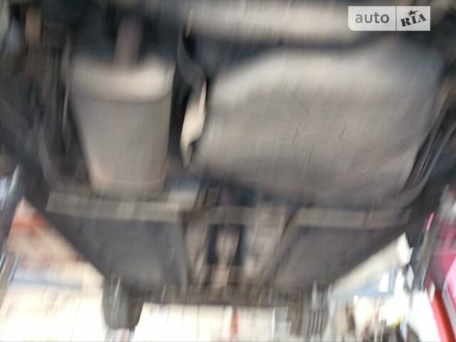 Сірий Фольксваген Пассат, об'ємом двигуна 2.5 л та пробігом 214 тис. км за 10200 $, фото 2 на Automoto.ua