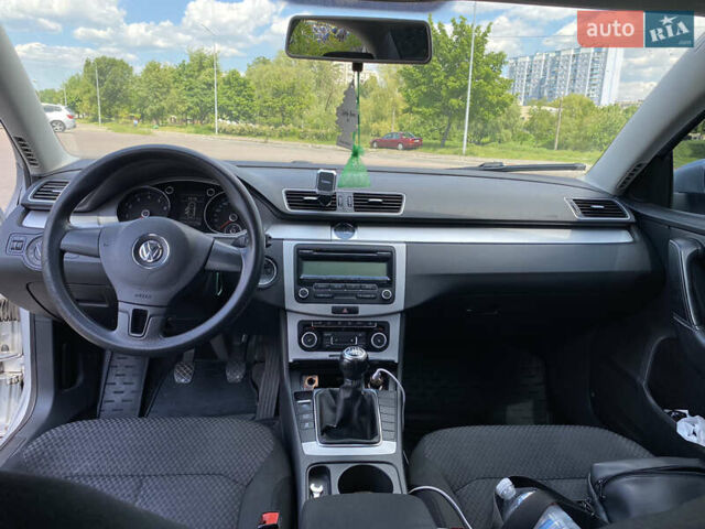 Сірий Фольксваген Пассат, об'ємом двигуна 1.8 л та пробігом 226 тис. км за 9150 $, фото 13 на Automoto.ua