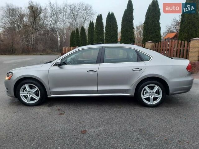 Сірий Фольксваген Пассат, об'ємом двигуна 2.48 л та пробігом 216 тис. км за 8250 $, фото 11 на Automoto.ua